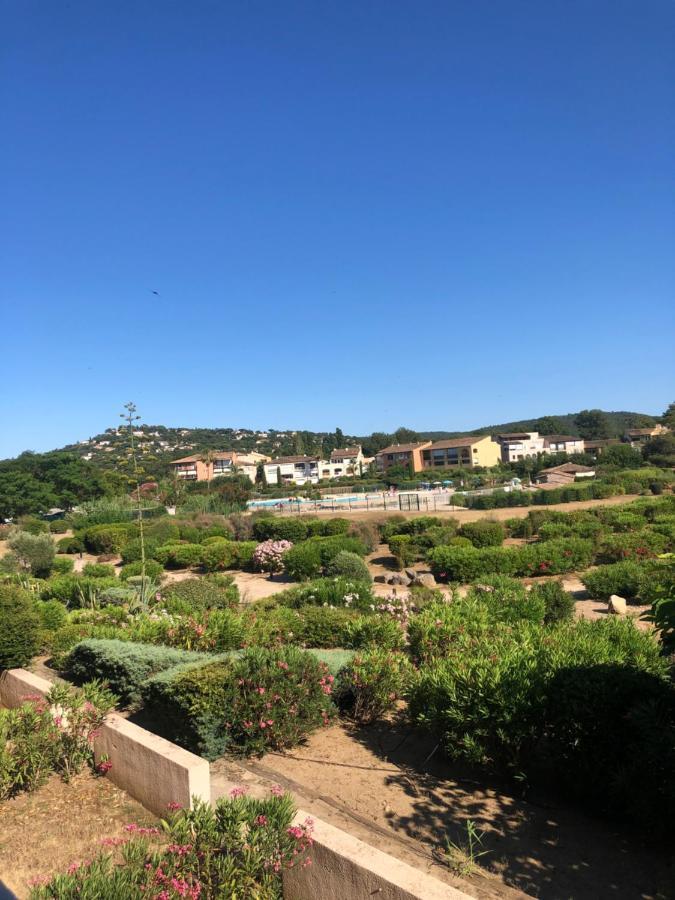 Le Sud Plage Et Piscine Gassin Eksteriør billede